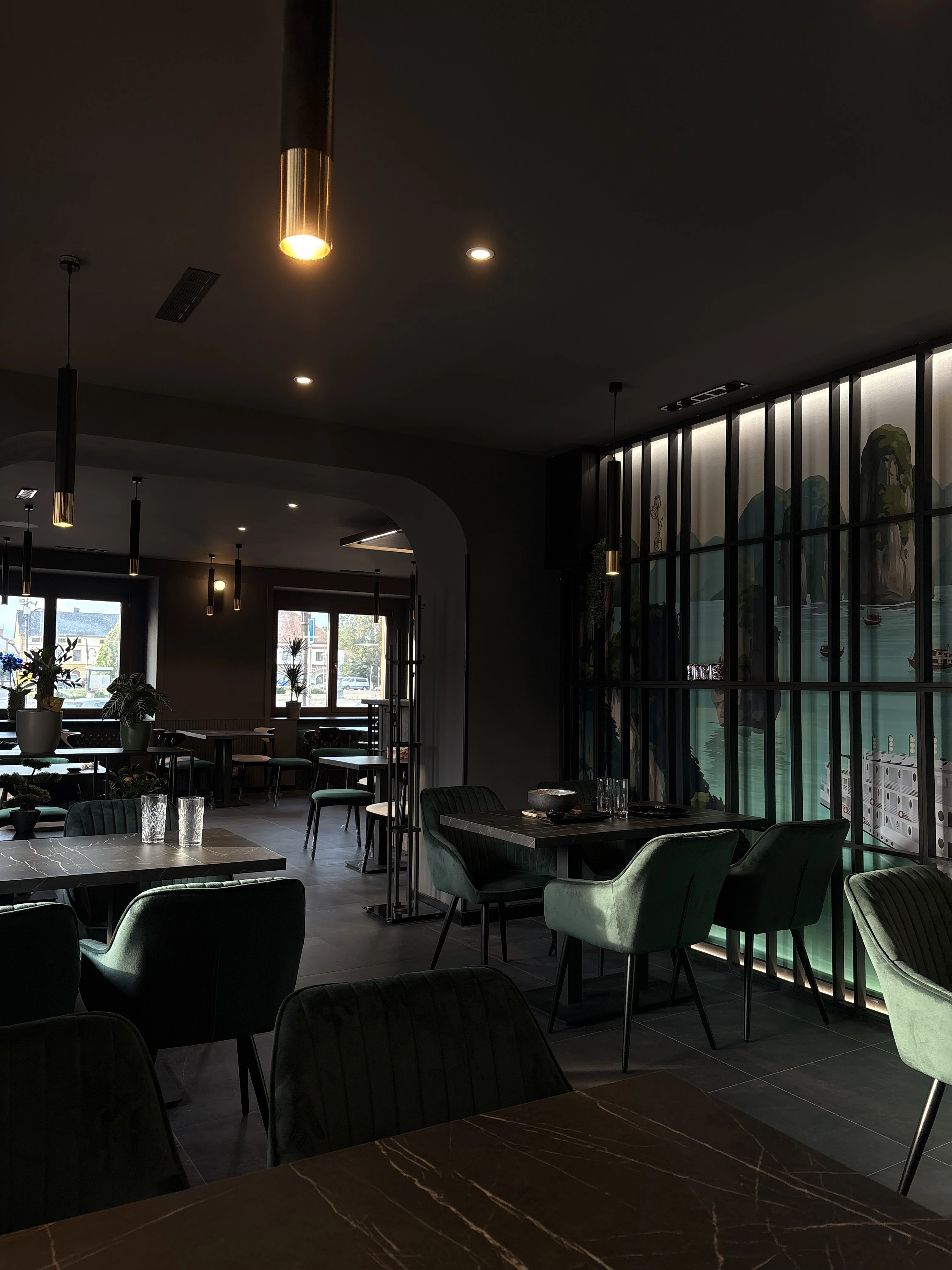 Atmosféra asijské restaurace TIGUA Dašice